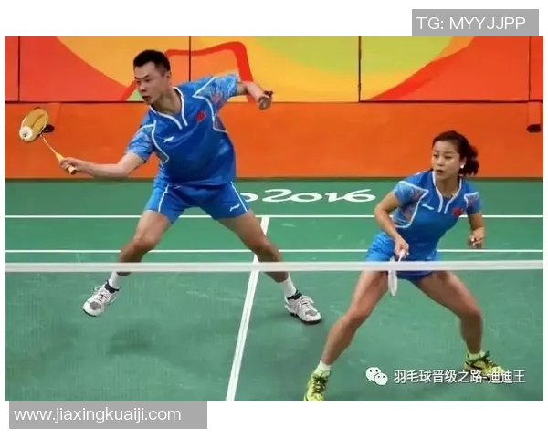 成都羽毛球队进攻体系解析与战术运用探讨
